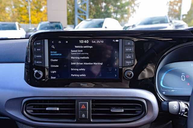 Hyundai I10 1.2 [79] Premium 5dr Auto [Nav] White