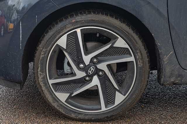 Hyundai i10 1.2 [79] Premium 5dr Auto [Nav]