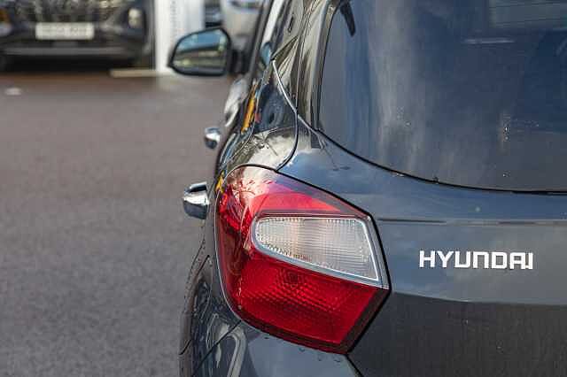 Hyundai i10 1.2 [79] Premium 5dr Auto [Nav]