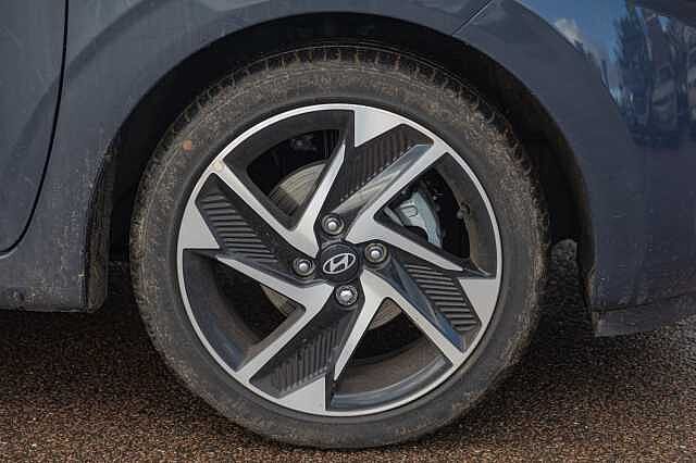 Hyundai i10 1.2 [79] Premium 5dr Auto [Nav]