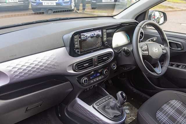 Hyundai i10 1.2 [79] Premium 5dr Auto [Nav]