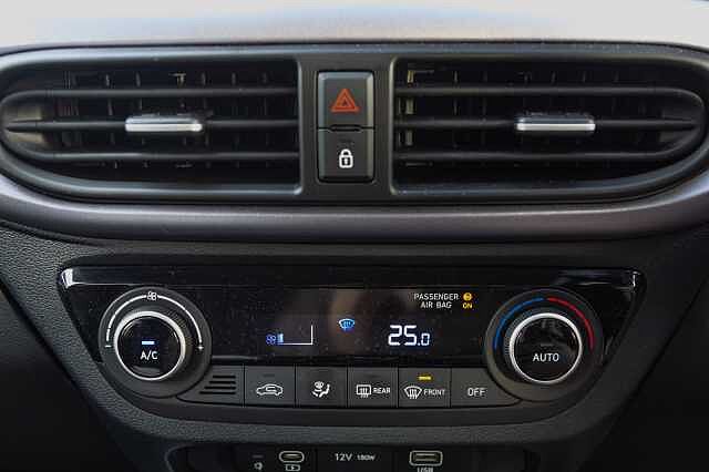 Hyundai i10 1.2 [79] Premium 5dr Auto [Nav]