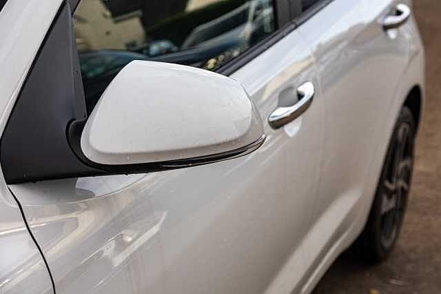 Hyundai i10 1.2 [79] Premium 5dr Auto [Nav]