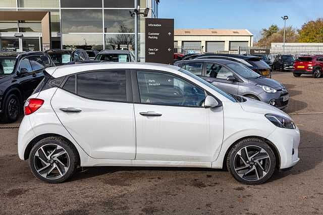 Hyundai i10 1.2 [79] Premium 5dr Auto [Nav]