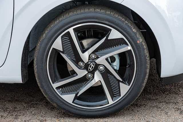 Hyundai i10 1.2 [79] Premium 5dr Auto [Nav]