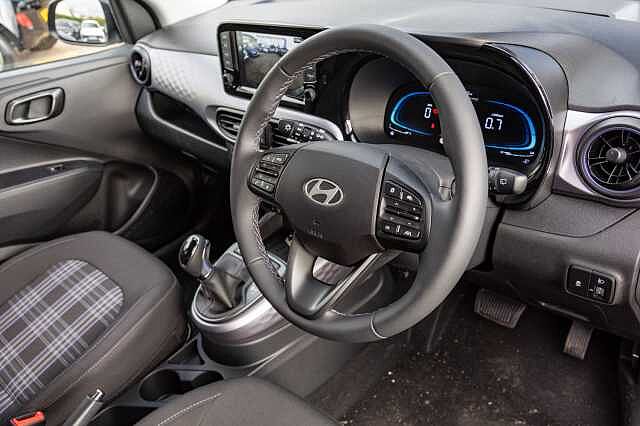 Hyundai I10 1.2 [79] Premium 5dr Auto [Nav] Black