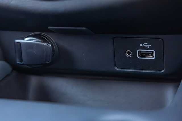 Nissan Juke 1.0 DiG-T 114 N-Connecta 5dr