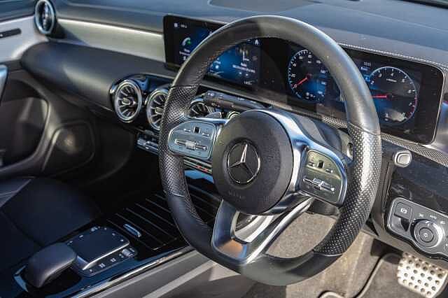 Mercedes-Benz Cla 180 AMG Line Premium Plus 4dr Tip Auto