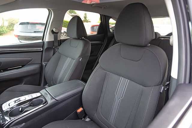 Hyundai TUCSON 1.6 TGDi Hybrid 230 SE Connect 5dr 2WD Auto