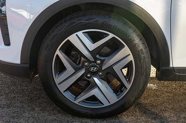 Hyundai BAYON 1.0 TGDi 48V MHEV Premium 5dr White