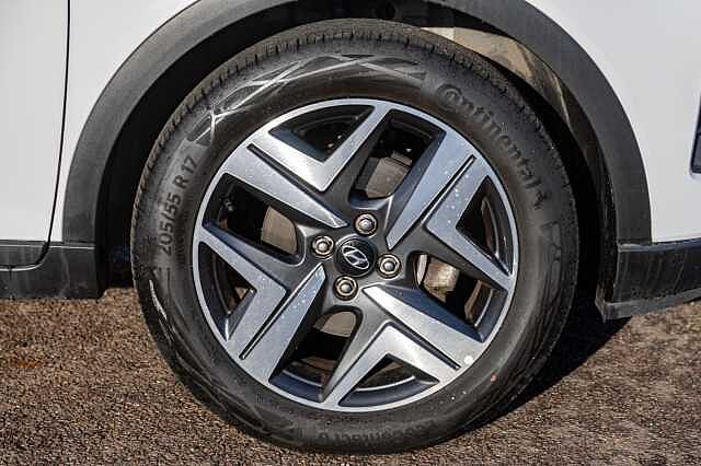 Hyundai BAYON 1.0 TGDi 48V MHEV Premium 5dr White