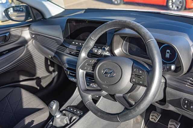 Hyundai BAYON 1.0 TGDi 48V MHEV Premium 5dr White