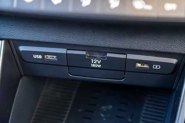 Hyundai BAYON 1.0 TGDi 48V MHEV Premium 5dr White