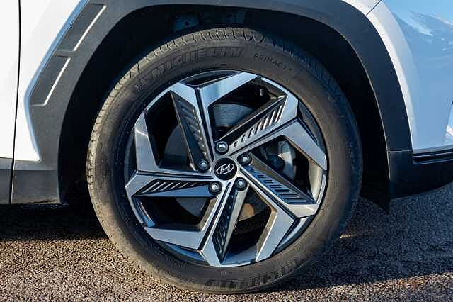 Hyundai TUCSON 1.6 TGDi Hybrid 230 Ultimate 5dr 2WD Auto White