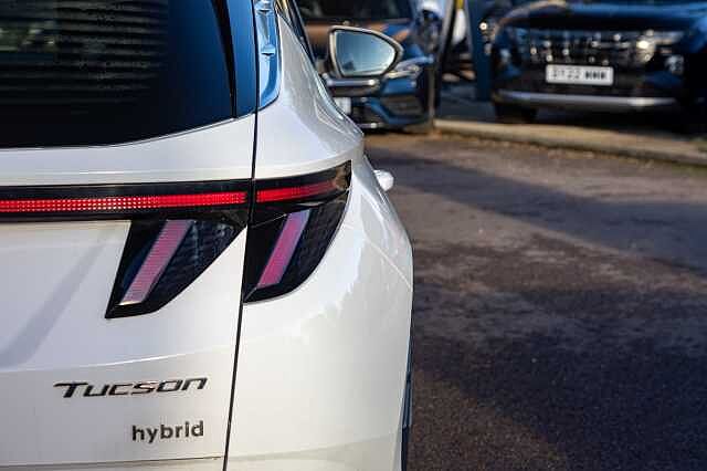 Hyundai TUCSON 1.6 TGDi Hybrid 230 Ultimate 5dr 2WD Auto White