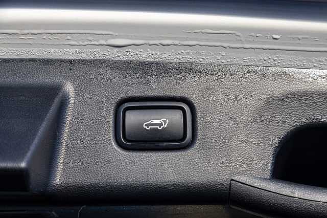 Hyundai TUCSON 1.6 TGDi Hybrid 230 Ultimate 5dr 2WD Auto White