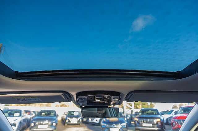 Hyundai TUCSON 1.6 TGDi Hybrid 230 Ultimate 5dr 2WD Auto White