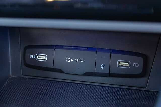 Hyundai TUCSON 1.6 TGDi Hybrid 230 Ultimate 5dr 2WD Auto White