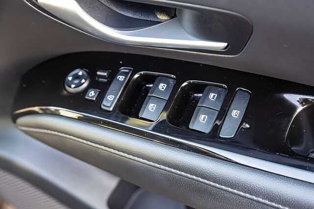 Hyundai TUCSON 1.6 TGDi SE Connect 5dr 2WD Black