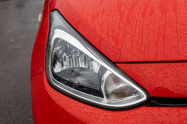 Hyundai i10 1.0 SE 5dr