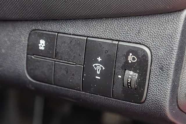 Hyundai i10 1.0 SE 5dr