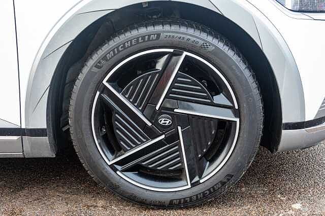 Hyundai IONIQ 5 168kW Ultimate 84 kWh 5dr Auto White