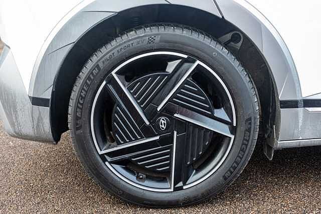 Hyundai IONIQ 5 168kW Ultimate 84 kWh 5dr Auto White