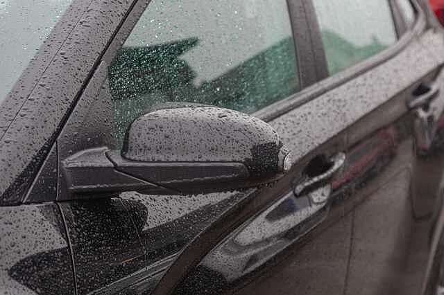 Hyundai KONA 1.6 GDi Hybrid SE Connect 5dr DCT Black