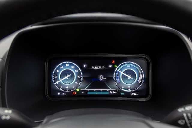 Hyundai KONA 1.6 GDi Hybrid SE Connect 5dr DCT Black