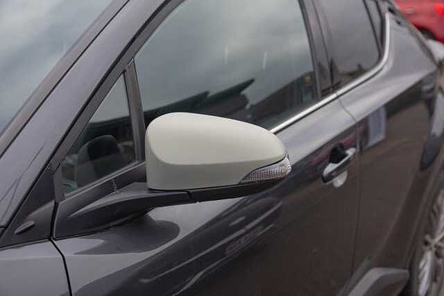 Toyota C-hr 1.8 Hybrid Excel 5dr CVT