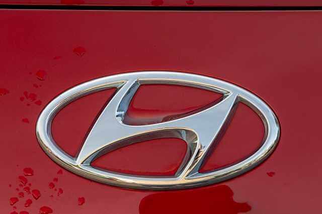 Hyundai KONA 1.0 TGDi 48V MHEV SE Connect 5dr Red