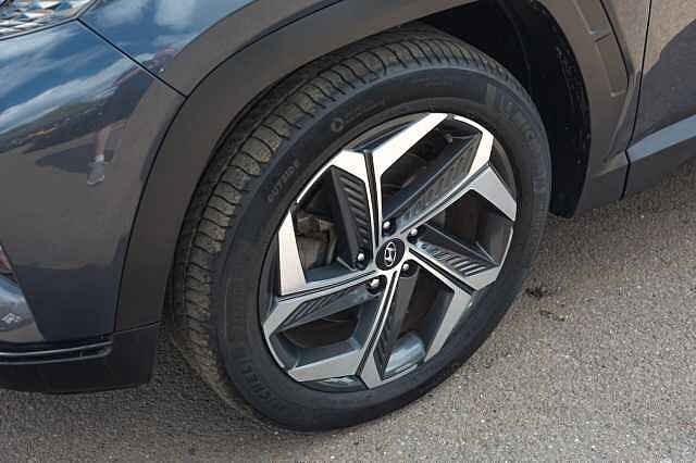 Hyundai TUCSON 1.6 TGDi Plug-in Hybrid Ultimate 5dr 4WD Auto Grey