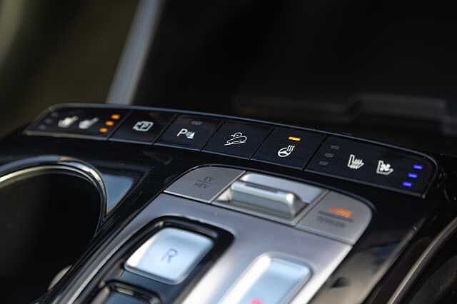 Hyundai TUCSON 1.6 TGDi Plug-in Hybrid Ultimate 5dr 4WD Auto Grey