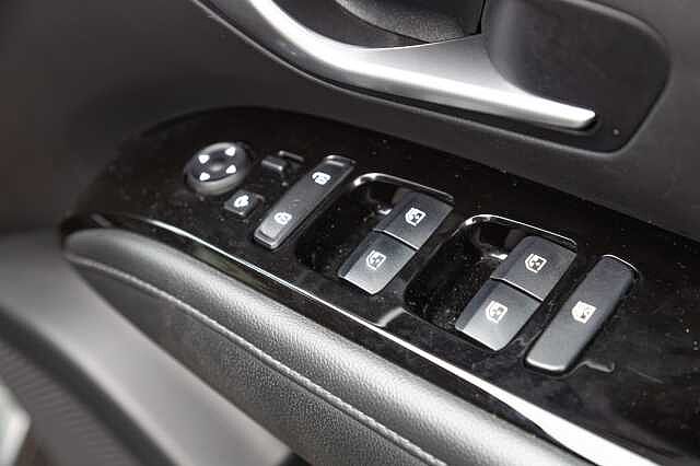 Hyundai TUCSON 1.6 TGDi Plug-in Hybrid Premium 5dr 4WD Auto