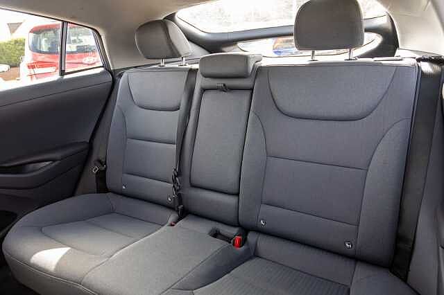 Hyundai IONIQ 100kW Premium 38kWh 5dr Auto