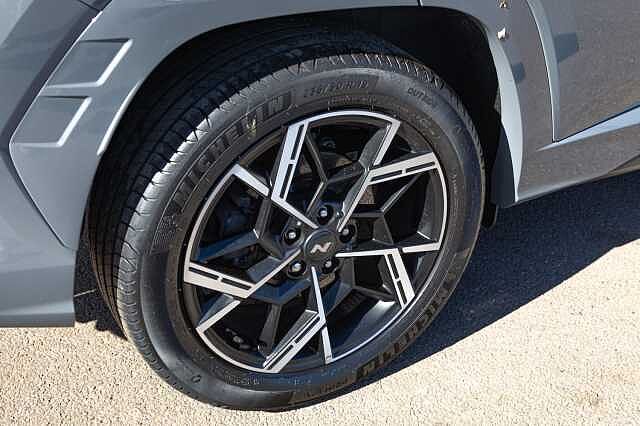 Hyundai TUCSON 1.6T Hybrid N Line S 5dr Auto Grey