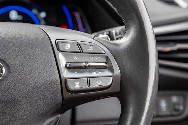 Hyundai IONIQ 100kW Premium SE 38kWh 5dr Auto