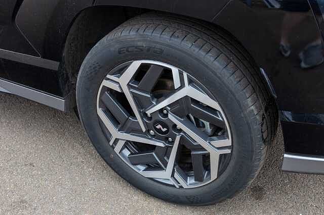 Hyundai KONA 1.6 Hybrid 129 N Line 5dr DCT Black