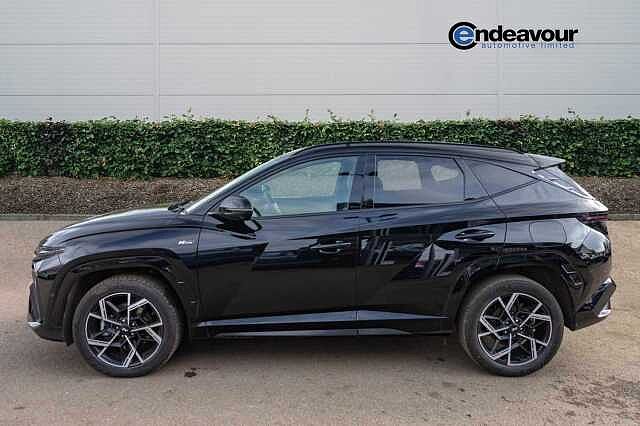 Hyundai TUCSON 1.6T Hybrid N Line S 5dr Auto Black