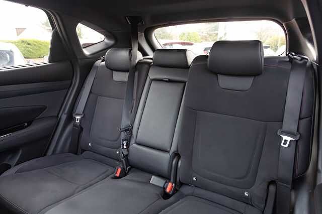 Hyundai TUCSON 1.6T Hybrid N Line S 5dr Auto Black