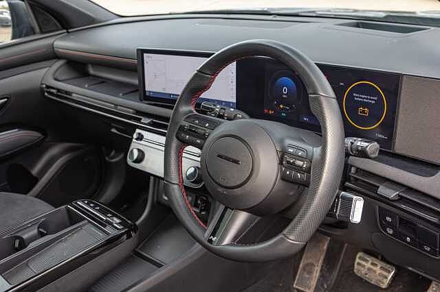 Hyundai TUCSON 1.6T Hybrid N Line S 5dr Auto Black