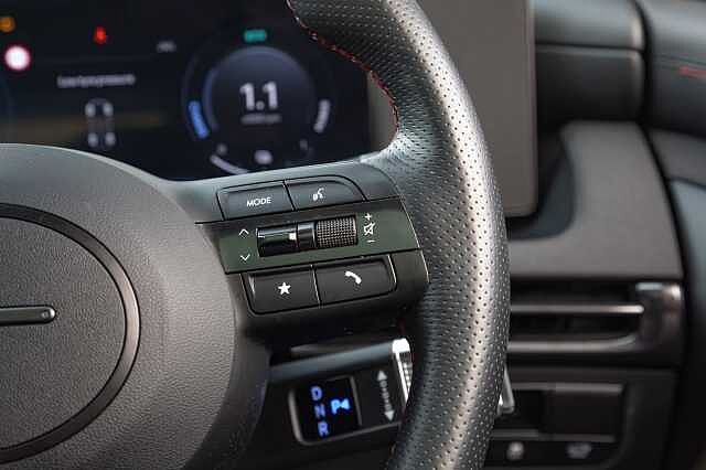 Hyundai TUCSON 1.6T Hybrid N Line S 5dr Auto Black