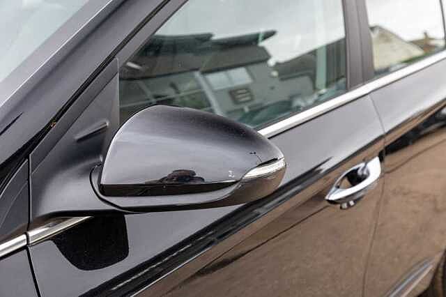 Hyundai IONIQ 100kW Premium 38kWh 5dr Auto