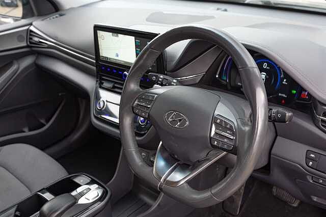Hyundai IONIQ 100kW Premium 38kWh 5dr Auto