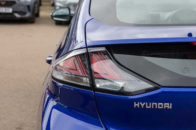 Hyundai IONIQ 100kW Premium 38kWh 5dr Auto Blue