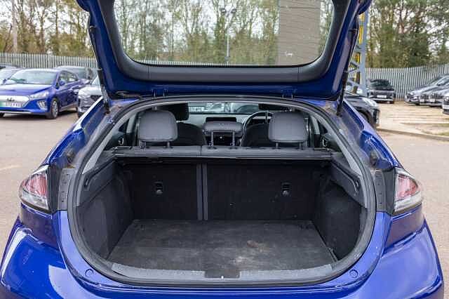 Hyundai IONIQ 100kW Premium 38kWh 5dr Auto Blue