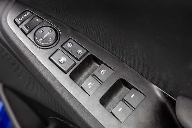 Hyundai IONIQ 100kW Premium 38kWh 5dr Auto Blue