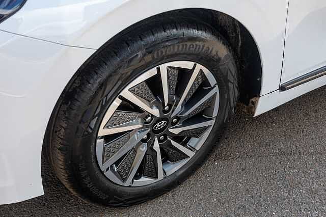 Hyundai IONIQ 100kW Premium 38kWh 5dr Auto