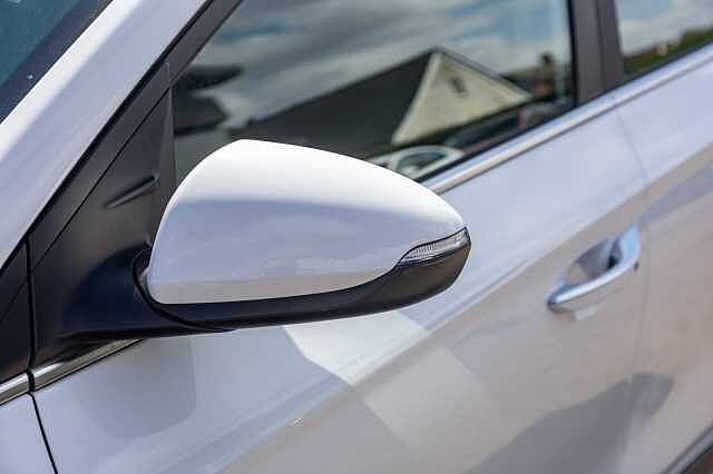 Hyundai IONIQ 100kW Premium 38kWh 5dr Auto