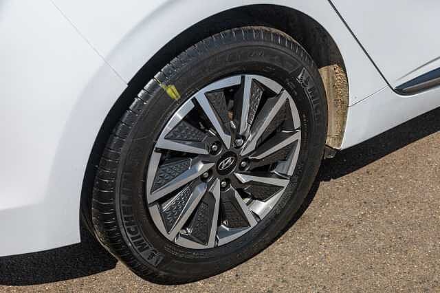 Hyundai IONIQ 100kW Premium 38kWh 5dr Auto